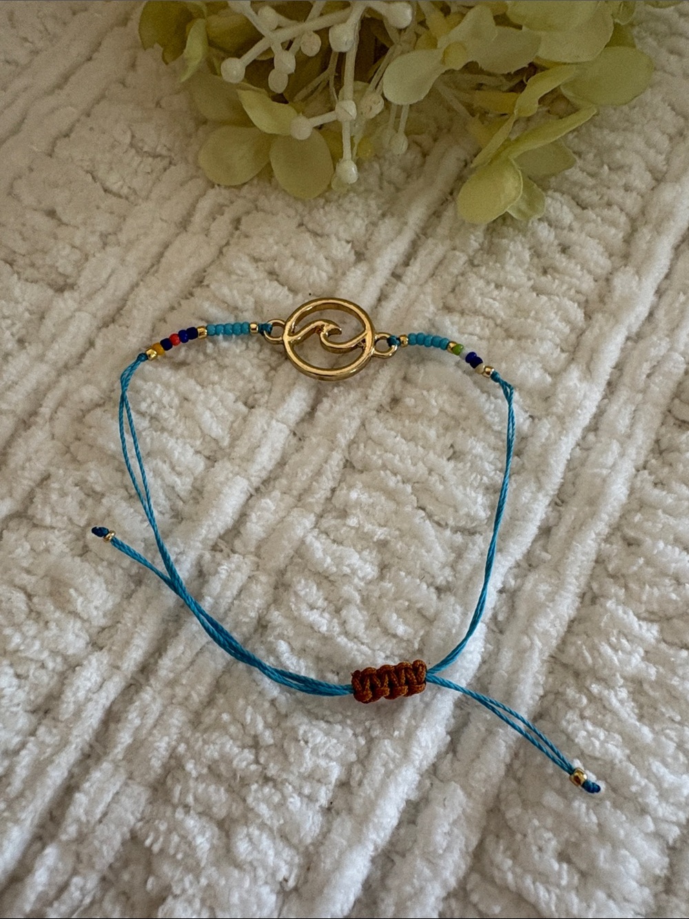 Gold Wave Charm Turquoise String Bracelet